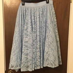 CYBER SALE! Torrid NWT full lace midi skirt